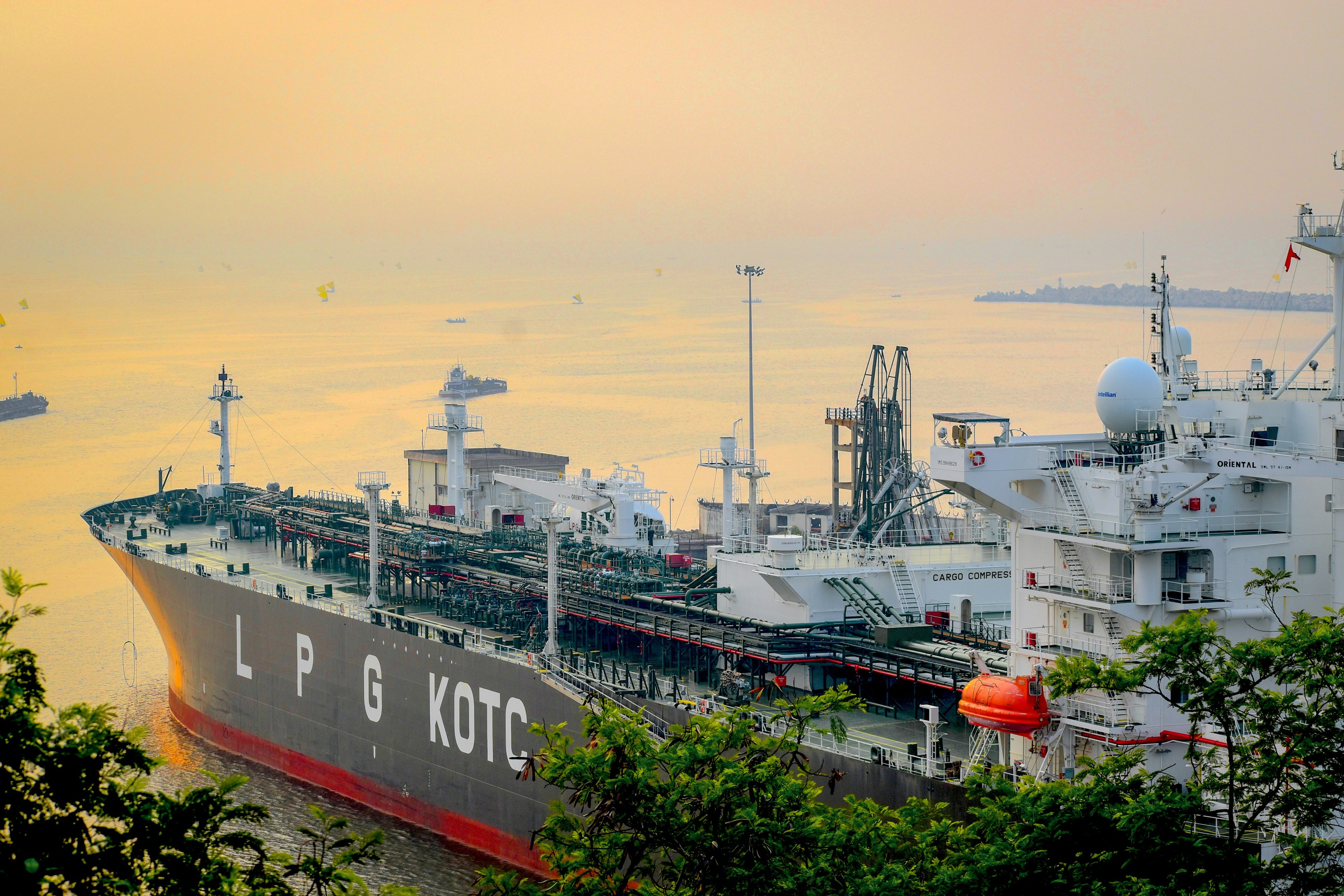 Air freight services